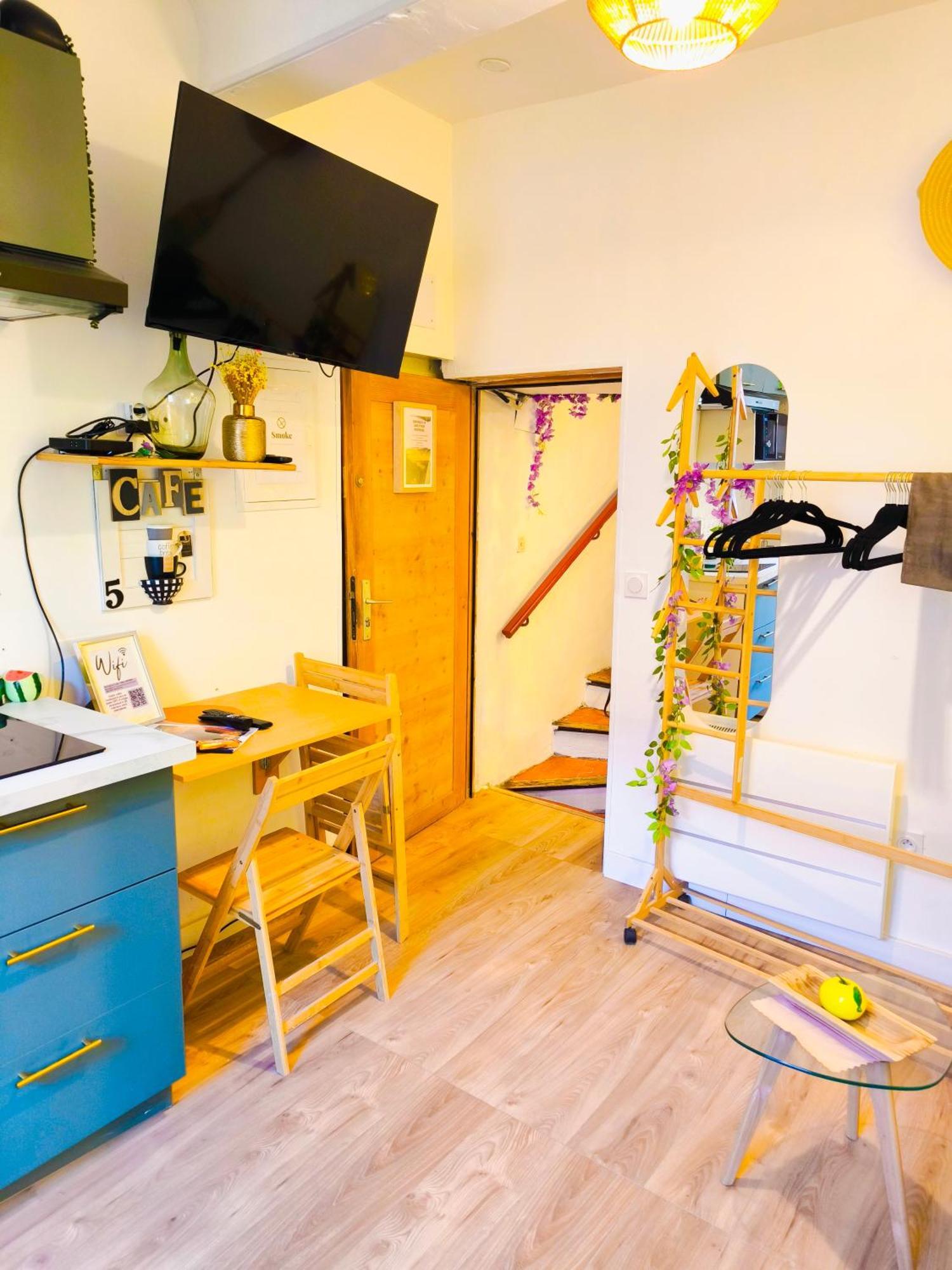Le King & Suites Etoilees Gréoux-les-Bains Extérieur photo